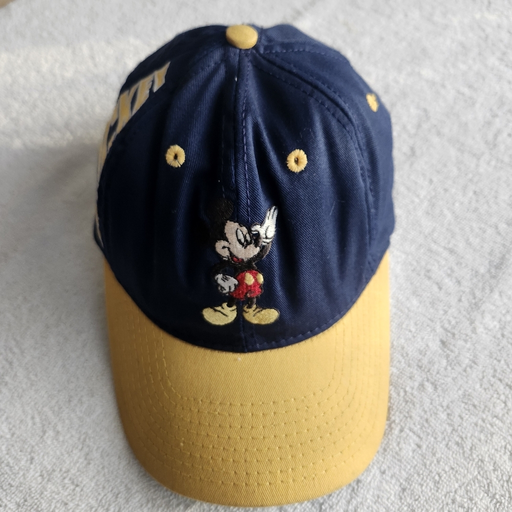 Vintage GOOFY'S‎ HAT & CO Mickey Mouse  Adjustable Baseball Hat Cap Embroidery